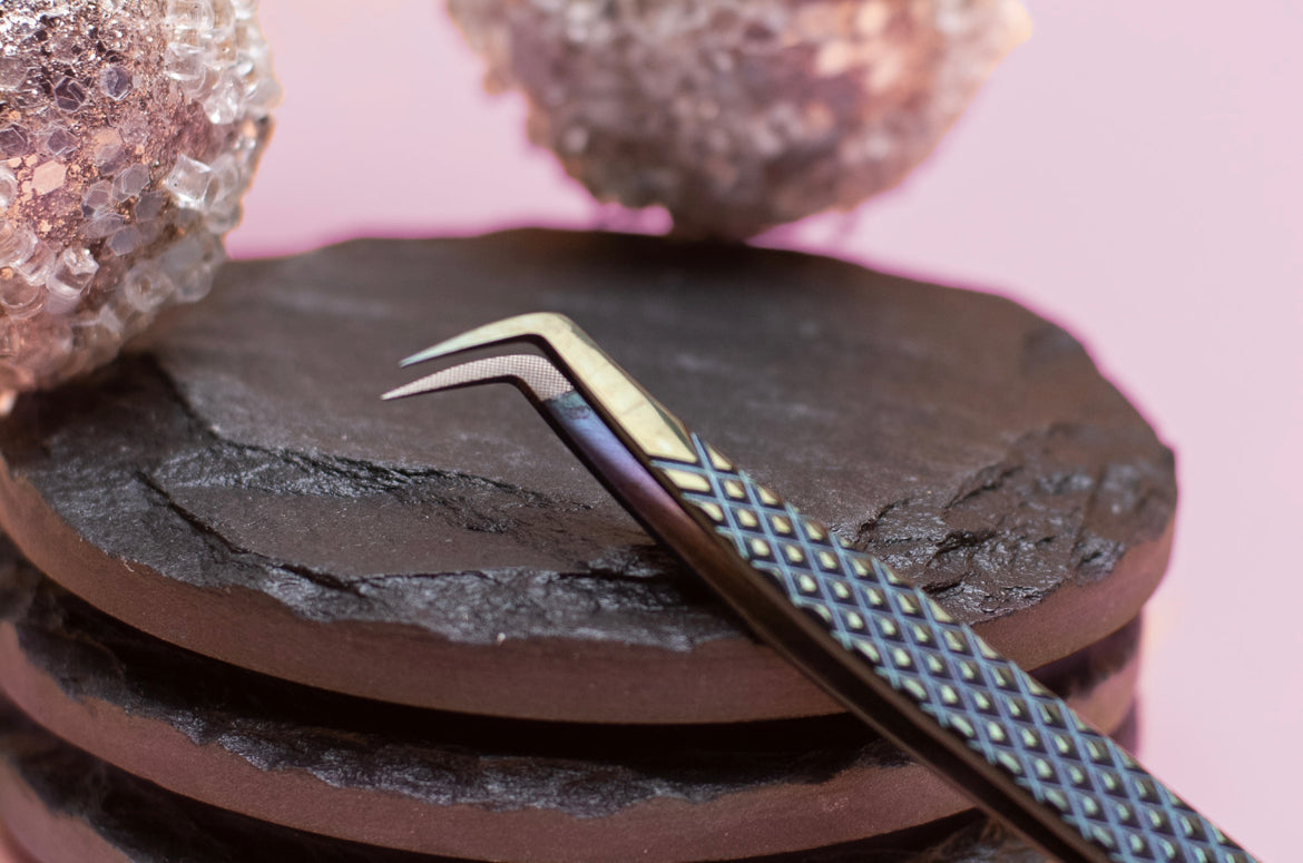 Boot L Shape Tweezer